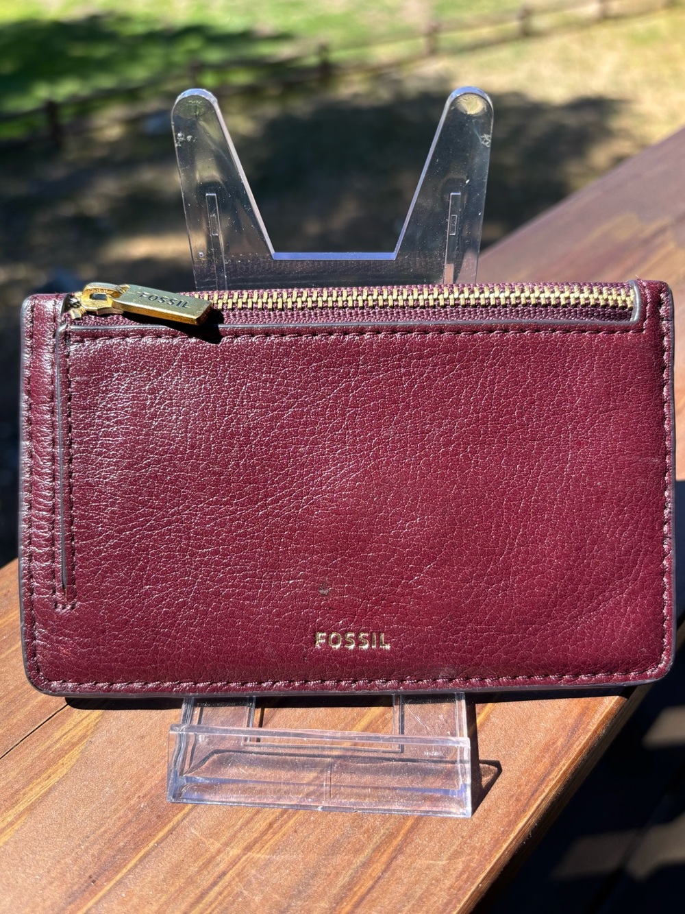 Vintage Fossil unisex Maroon Leather Zip Card Holder